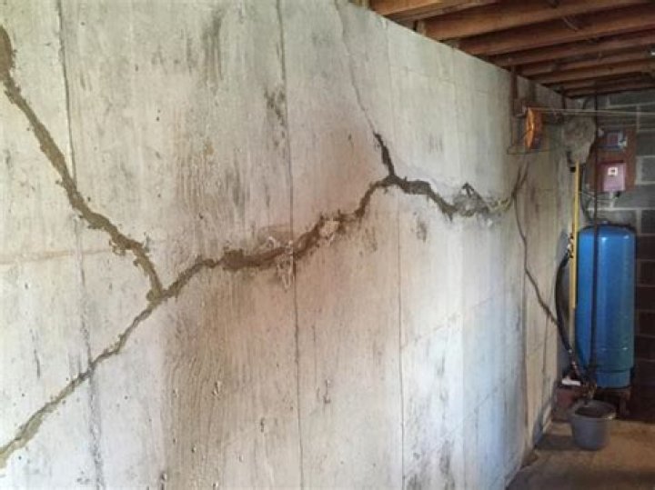 Are cracks in basement walls normal