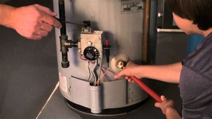 Can I turn off cold water to hot water heater