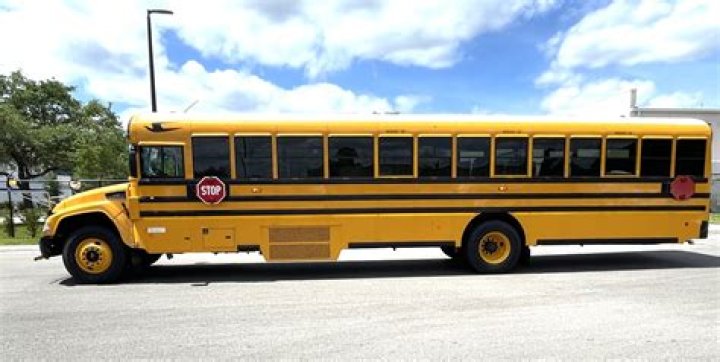 Does Chevy make school buses