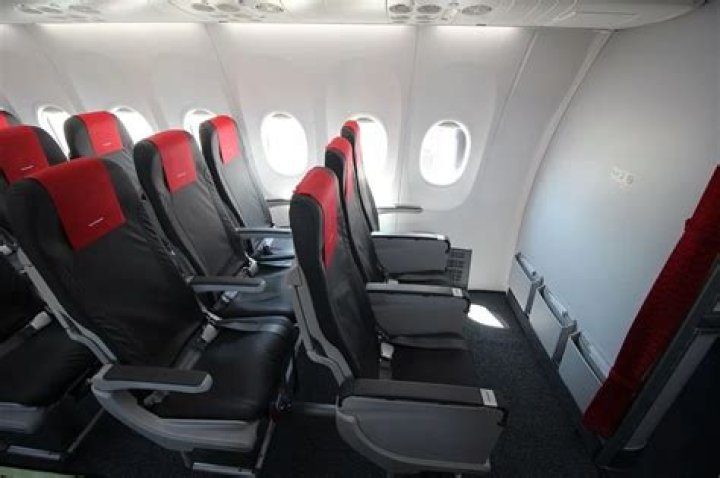 Does Norwegian Air Shuttle have business class