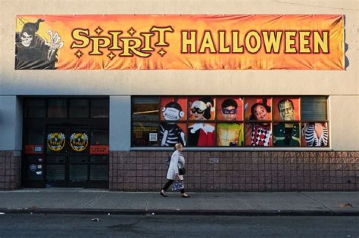 Does Spirit Halloween store have a sale after Halloween