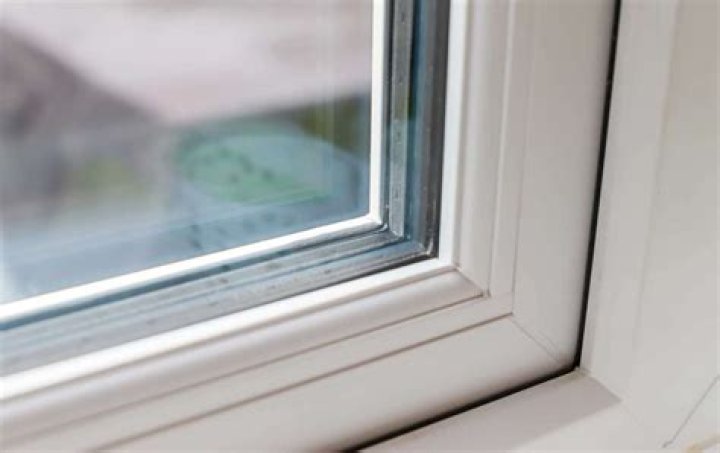Does triple glazing stop condensation