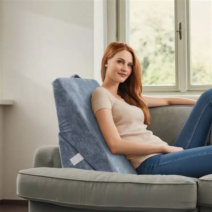 Does Walmart sell wedge pillows