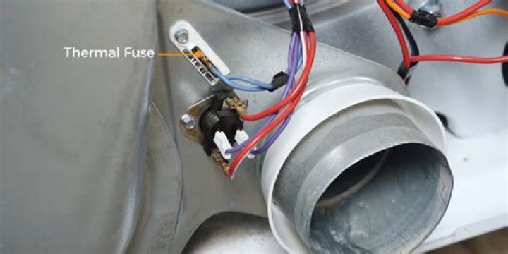How do you check a thermal dryer fuse