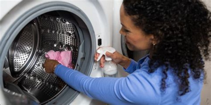 How do you clean washing lines