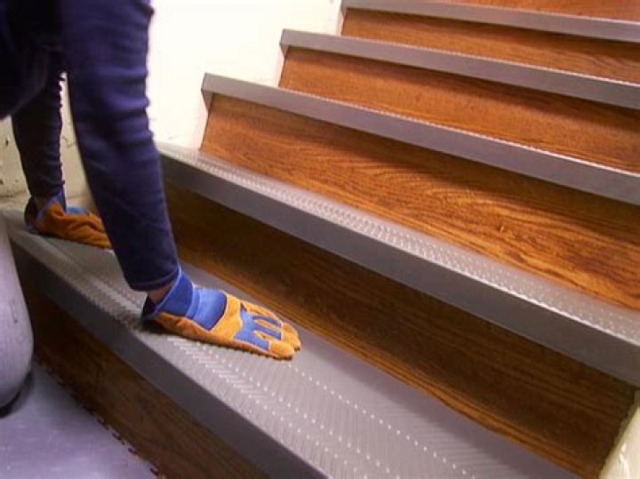 How do you make stair treads non slip