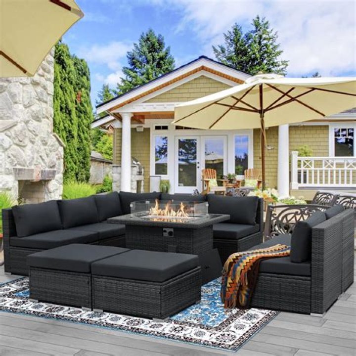 How do you price furniture at a yard sale