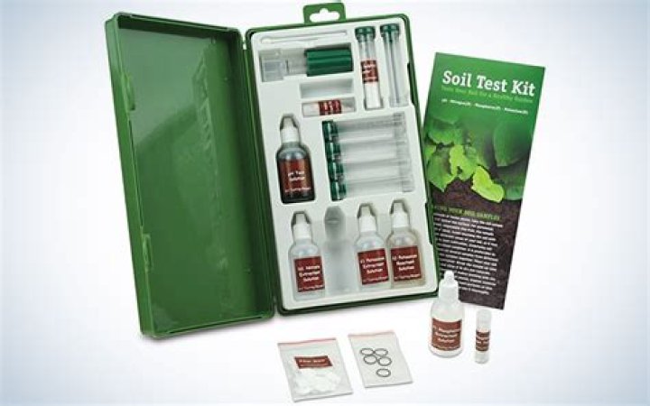 How do you test a soil kit