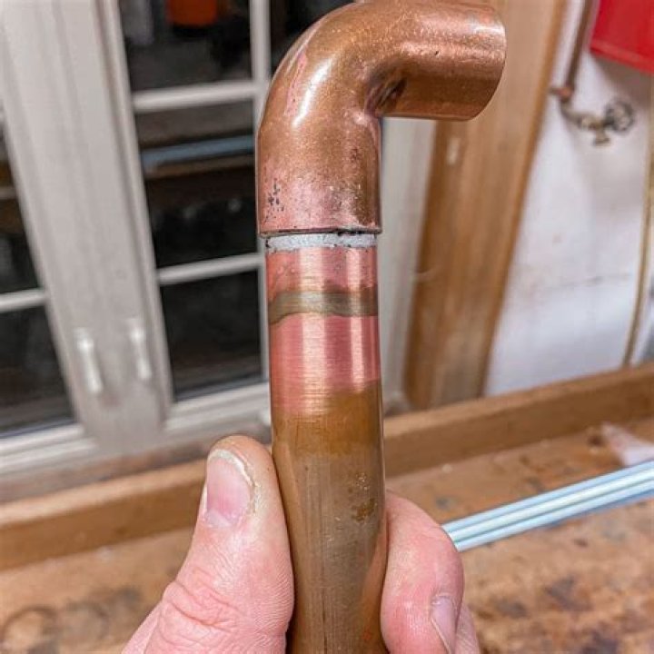 How long do copper pipes last underground