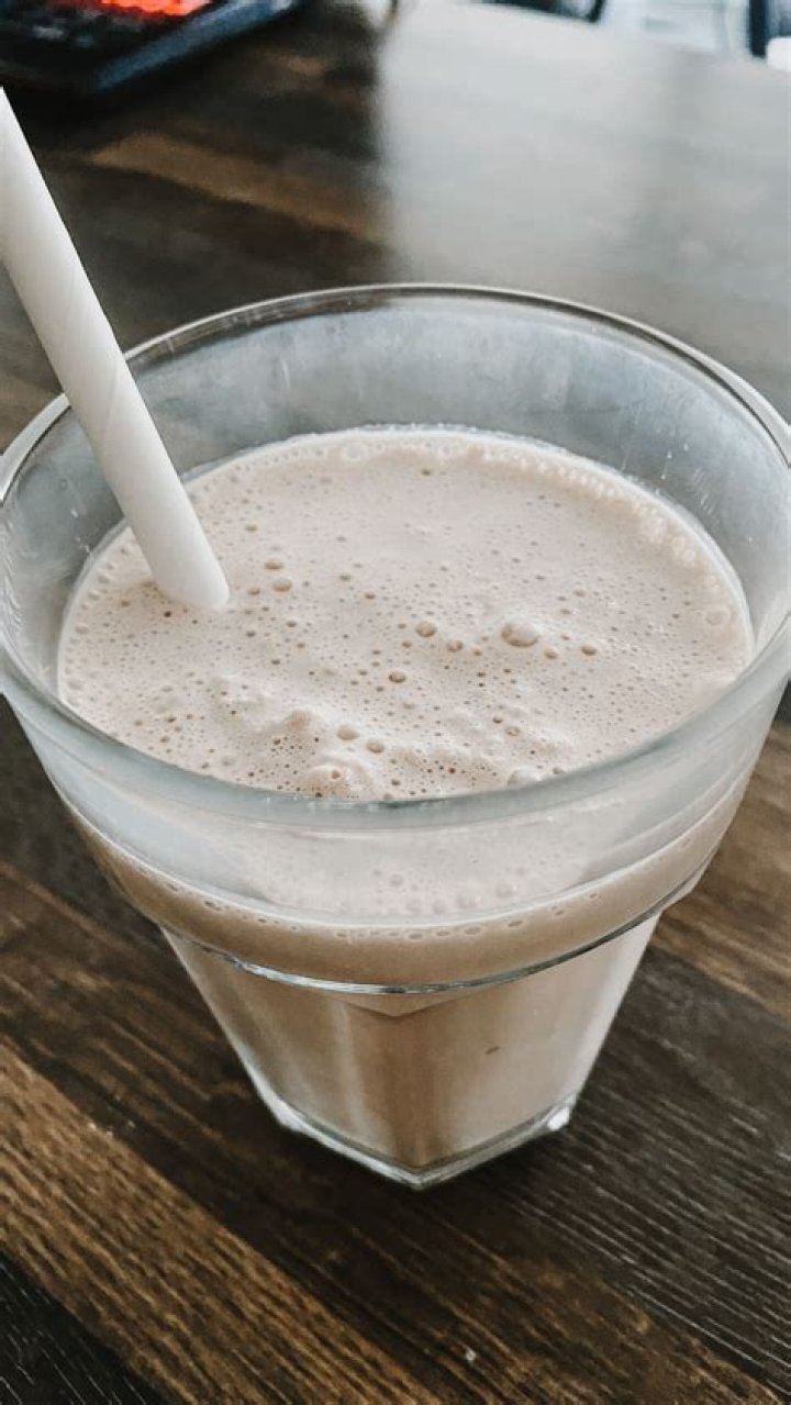 How many calories are in a low carb protein shake