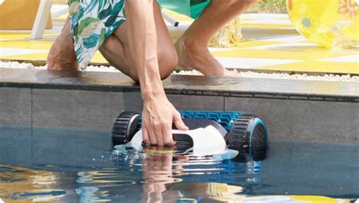 How much does a robotic pool cleaner cost