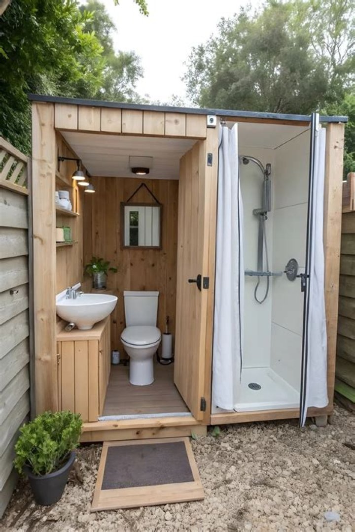 How much does it cost to add an outdoor bathroom