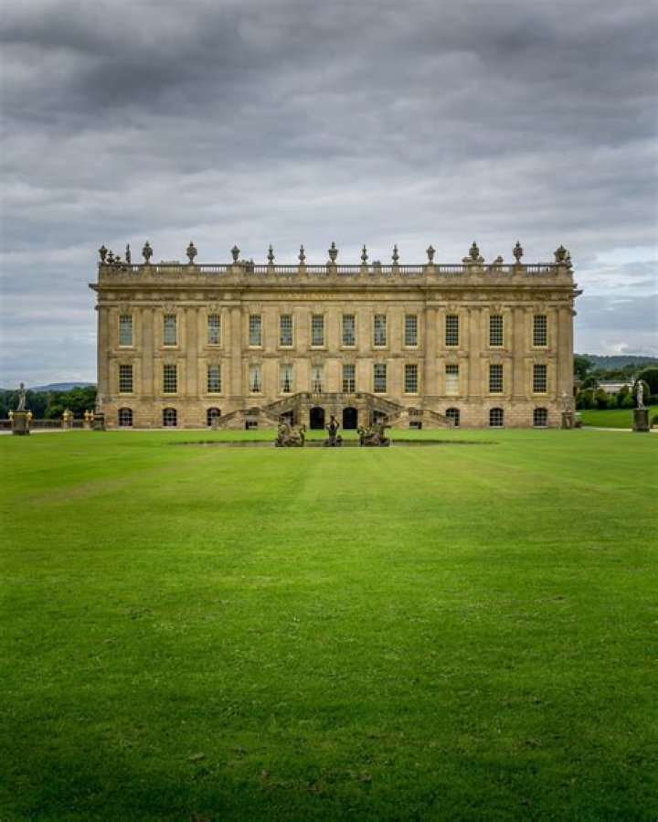 Is Chatsworth House part of the National Trust