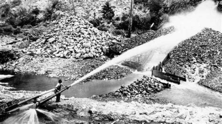 Is hydraulic mining still used today
