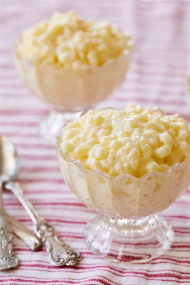 What are the round things in tapioca pudding