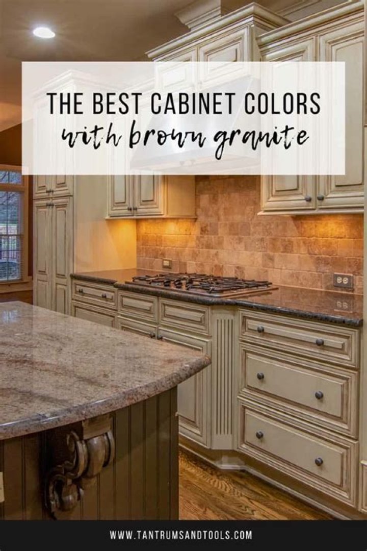 What color cabinets go with tan brown granite