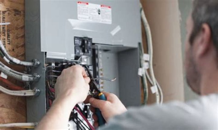 What does Hacr breaker stand for