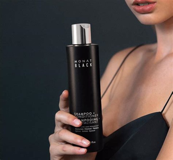 What does Monat Black Shampoo do