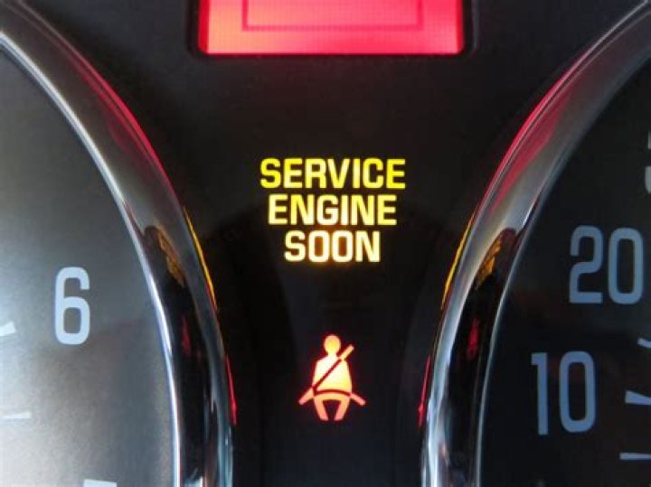 What does service engine soon mean on Mitsubishi Lancer