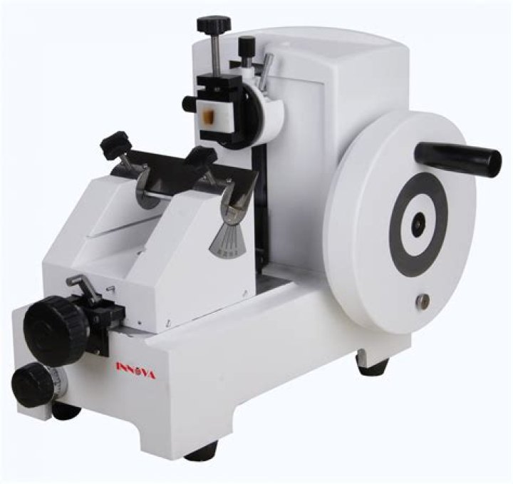 What is a rotary microtome