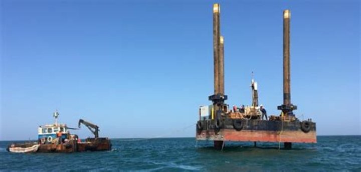 What is a spud on a barge
