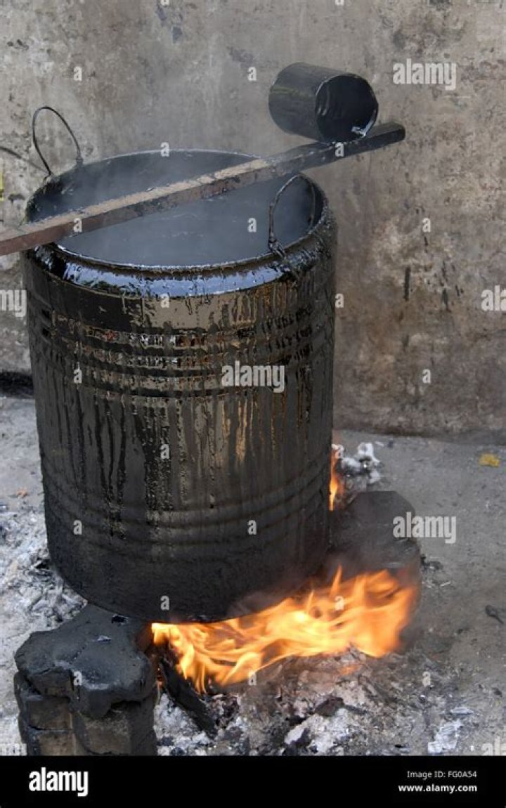 What is a tar pot