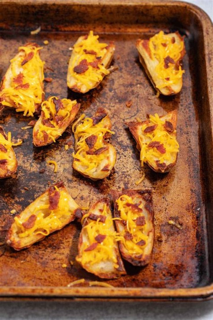 What is in TGIF potato skins