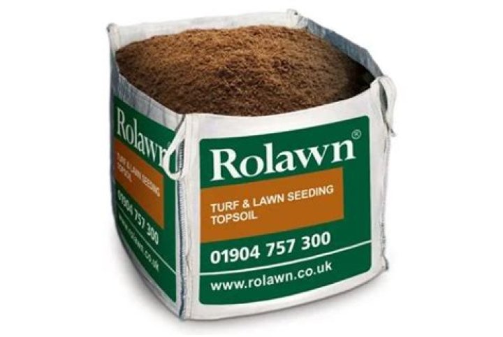 What is the best topsoil for lawns