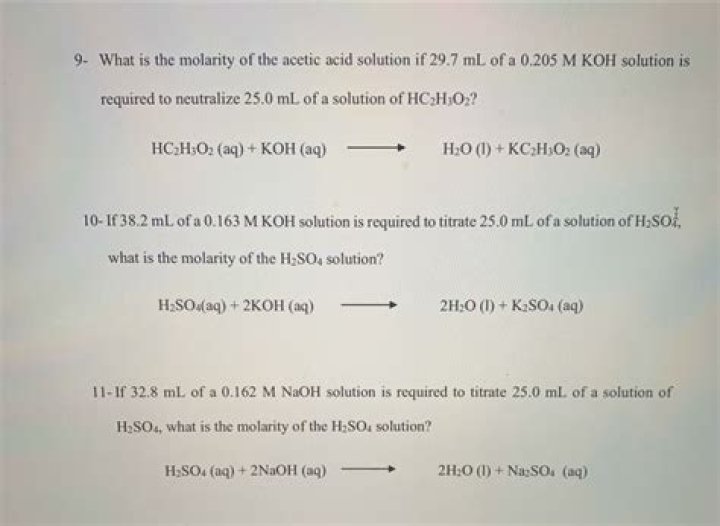 What is the molarity of the acetic acid solution