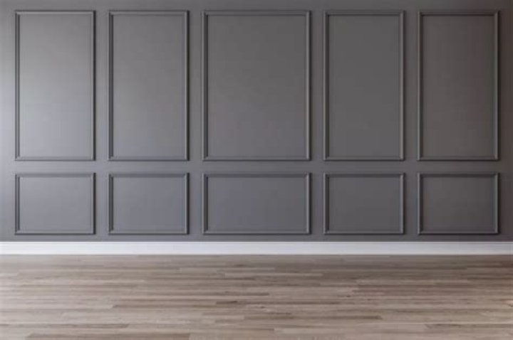 What is the trim in the middle of the wall called