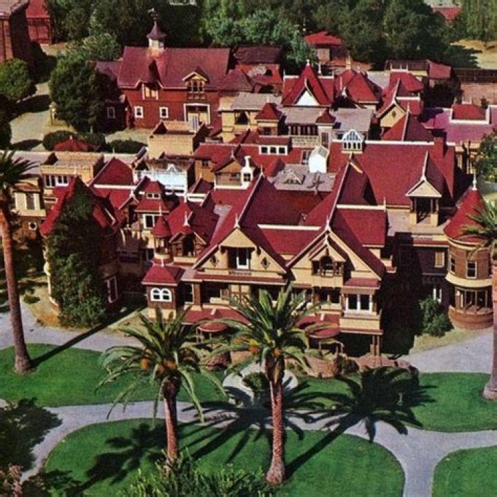 When was the Winchester Mansion built