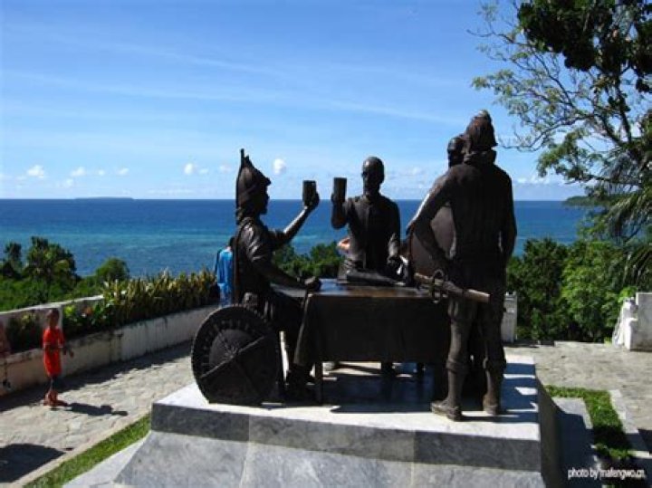 Where did the blood compact happen