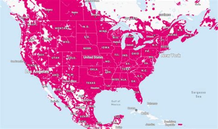 Who has the best cell phone coverage in Chicago