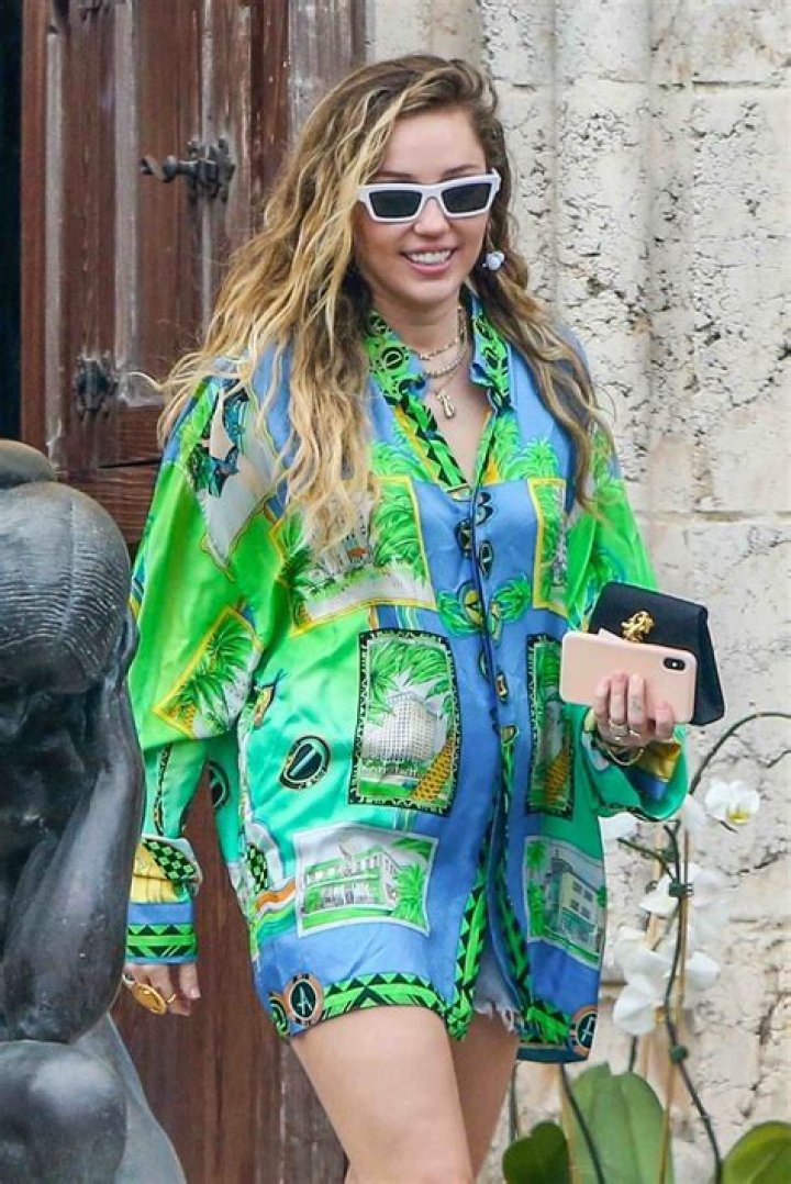Who is Miley Cyrus pregnant by