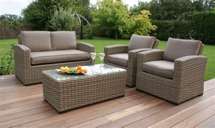 Will rattan last outside